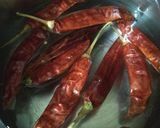 A picture of step 1 of Lal mirchi ki chutney.