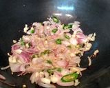 A picture of step 2 of Knorr Soupy Noodles with a twist !.