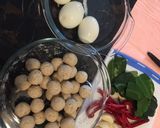 Foto langkah ke 2 dari resep Bola-bola tempe dan telur balado.