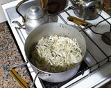 Foto del paso 1 de la receta: Tarta de cebolla y mozzarella