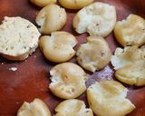 Foto del paso 2 de la receta: Merluza a la menta con papines y cebollines