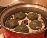 A picture of step 9 of Red Bean Mugwort Rice Cakes.