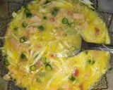 Foto langkah ke 2 dari resep Dadar Gulung Sayur.