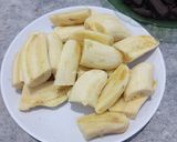Foto langkah ke 2 dari resep Lumpia Pisang Coklat.