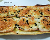 Foto del paso 5 de la receta: Tosta de pavo y queso con margarina de ajo y perejil en airfryer