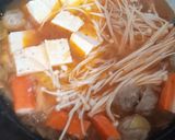 Foto langkah ke 3 dari resep Sundubu Jjigae (Sup Tahu ala Korea).