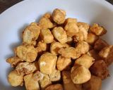 Foto langkah ke 6 dari resep Tahu Cabai Garam.