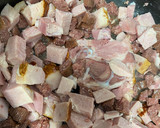 Foto del paso 1 de la receta: Sopa de jamón y salchichón