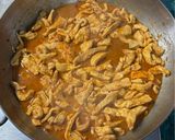 A picture of step 6 of Chicken Marinated and Cooked with Grapefruit Juice and Chipotle Peppers.