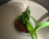 Foto langkah ke 5 dari resep Bubur Sagu Gunting khas Banjar.