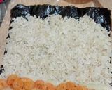 Foto langkah ke 4 dari resep Sushi isi udang.