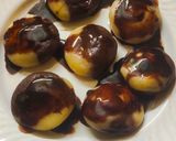 A picture of step 2 of Chocolate Rasgulla.