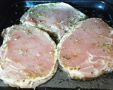 Foto del paso 1 de la receta: Chuletas de cerdo con salpicón