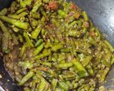 A picture of step 3 of Cluster beans sabji.