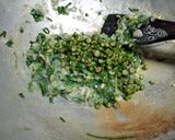 Foto langkah ke 3 dari resep Gembus Selimut isi Loncang Toge Pedas.