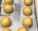 Foto langkah ke 4 dari resep Donat Menul Menul.