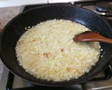 Foto del paso 3 de la receta: Pimientos rellenos con carne y arroz