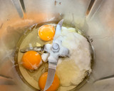 Foto del paso 1 de la receta: Bizcocho de “naranja” en Monsieur Cuisine