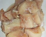 Foto langkah ke 1 dari resep Honey Black Pepper Chicken.