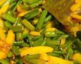 আলু পেয়াঁজ কলি ভাজা (Alu Peyajkoli bhaja recipe in bengali) রেসিপির ধাপ 5 ছবি