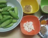 A picture of step 1 of Lasooni Tendli.