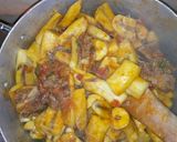 A picture of step 9 of Raw Plantains with Beef.