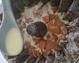 Foto langkah ke 4 dari resep Pudding Vanilla Coklat Marie Regal.