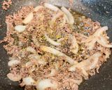 Foto langkah ke 5 dari resep Pizza Meat & Quattro Formaggi (Sourdough Discard).