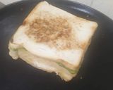 વેજ પનીર ચીઝી સેન્ડવીચ (Veg Paneer Cheesy Sandwich Recipe In Gujarati) રેસીપી સ્ટેપ5ફોટો