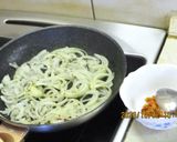 Savanyú káposztás nudli recept fázis 2 fotója