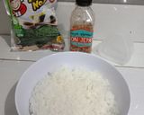 Foto langkah ke 1 dari resep 8. Onigiri.