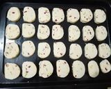 A picture of step 4 of Cranberry Pistachio Cookies.