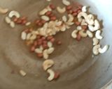 A picture of step 1 of Corn Flakes Chiwda.