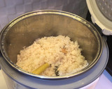 Foto langkah ke 5 dari resep Nasi Uduk Rice Cooker tanpa Santan tanpa MSG.