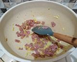 Foto langkah ke 2 dari resep Spaghetti Carbonara.