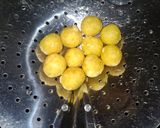 Foto langkah ke 4 dari resep Bola-bola Kentang Keju.