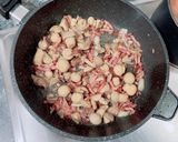 Une image de l'étape 4 de Poêlée de légumes lardons châtaignes.
