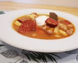 Kolbászos fejtett bableves galuskával recept fázis 5 fotója