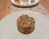 Foto del paso 3 de la receta: Tartar de atún con aguacate