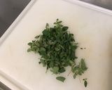 Une image de l'étape 1 de Marinade épicée fruitée tomate gingembre basilic.