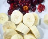 Une image de l'étape 2 de Milkshake cerises 🍒🍒🍒🍒🍒 / banane 🍌🍌🍌🍌.