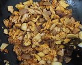 Foto langkah ke 3 dari resep Mie Goreng Chinese food Home made.