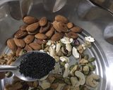 ડ્રાયફ્રુટ પ્રોટીન પાઉડર (Dryfruit protein powder recipe in Gujarati) રેસીપી સ્ટેપ3ફોટો