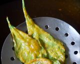 A picture of step 6 of Crispy Palak Patta Chaat.