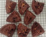 Foto langkah ke 26 dari resep Orange Peel Double Choco Sourdough Bread 74% (Open Bake Method).