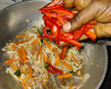 கொத்து (முட்டை) சப்பாத்தி(egg kothu chapati recipe in tamil) ரெசிபி ஸ்டேப் 4 புகைப்படம்