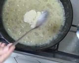 A picture of step 3 of Masala malai egg.