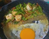 Gambar langkah 5 resipi Peria Tumis Udang.
