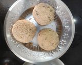 A picture of step 8 of Noodles scotch eggs.