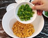 A picture of step 1 of American Corn Salad.